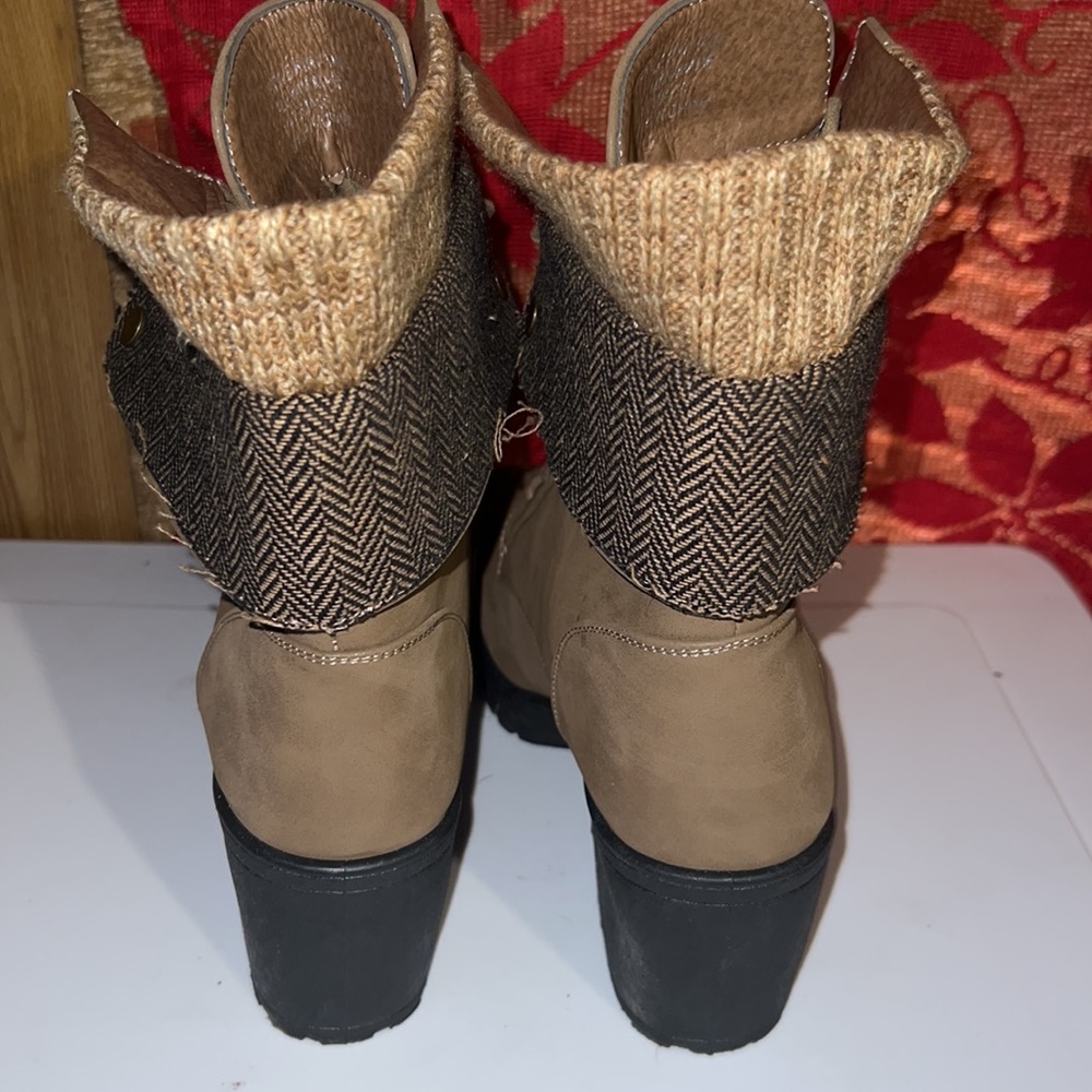 Combat boots - Picture 2 of 3